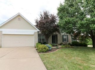 2 Royal Sydney Ct, O'Fallon, MO