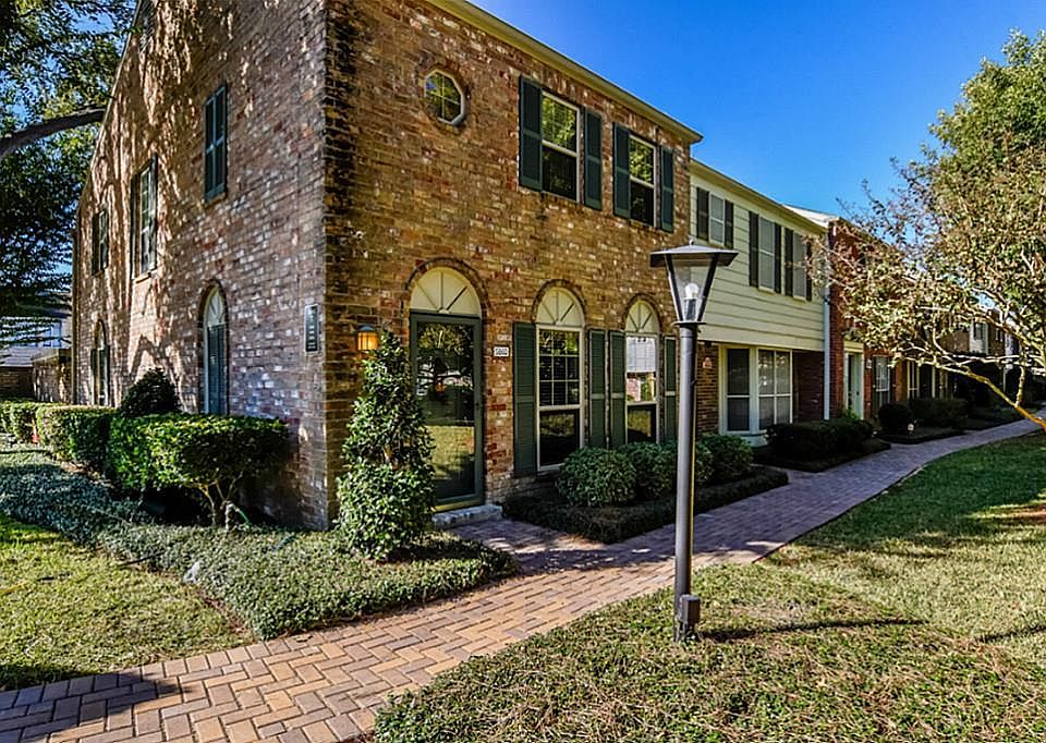 1st image of 5860 Doliver Dr #114