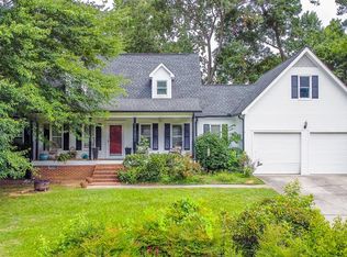 1036 Forest Glen Dr, Dalton, GA 30720