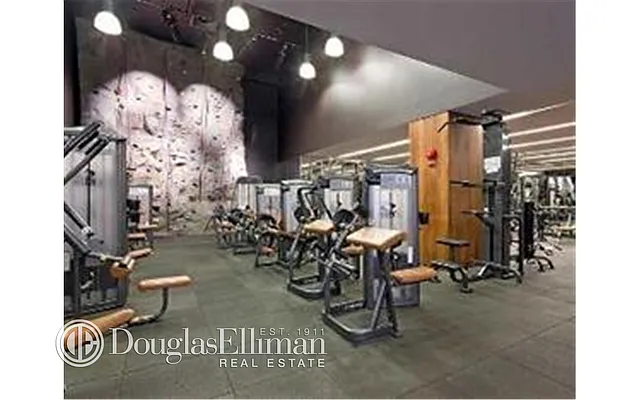 Sold by Douglas Elliman | media 8