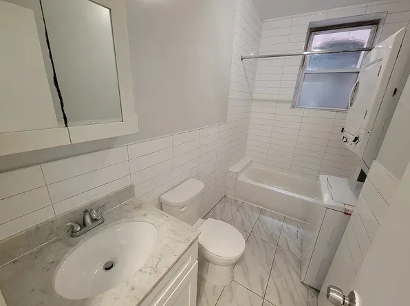 1235 Union Avenue image 13 of 14