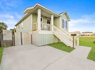 4214 Winnie St, Galveston, TX 77550