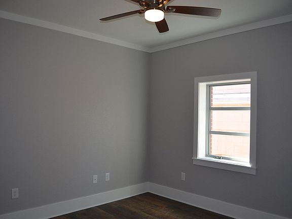 5th image of 109 W Main St #1