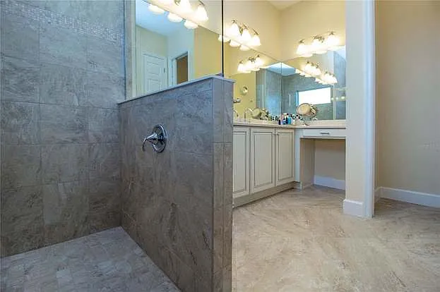 416 Castle Pines Ln — Photo 52