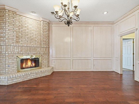 5th image of 5512 83rd St