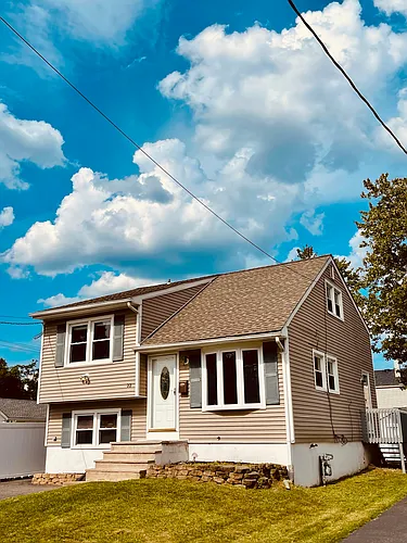 22 Pawnee Ave Photo 1