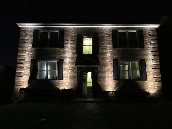 2nd image of 6973 Chippewa St Ste 1W
