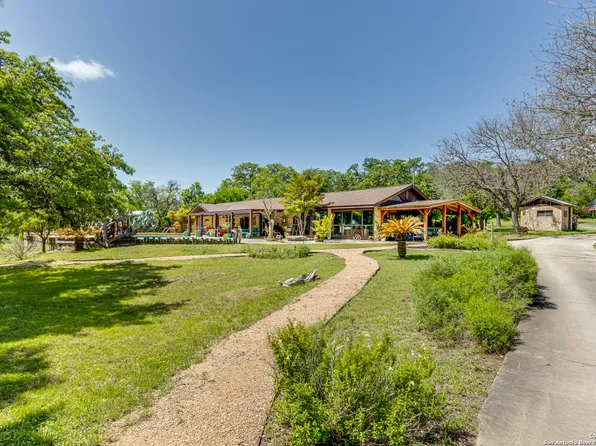 8651 Bindseil Ln, San Antonio, TX 78266