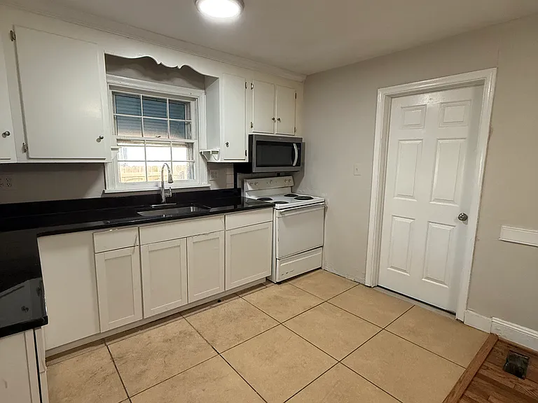 3024 Navarone Ave — Photo 17