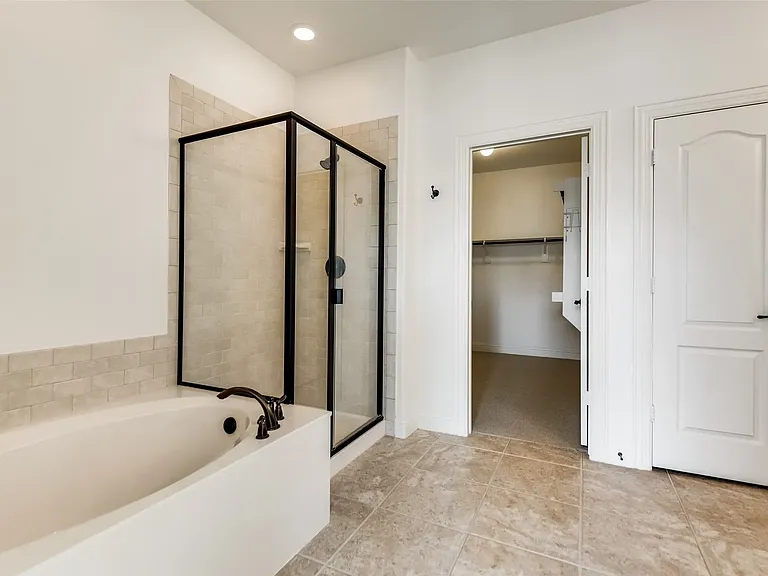 5745 Headquarters Dr — Photo 8