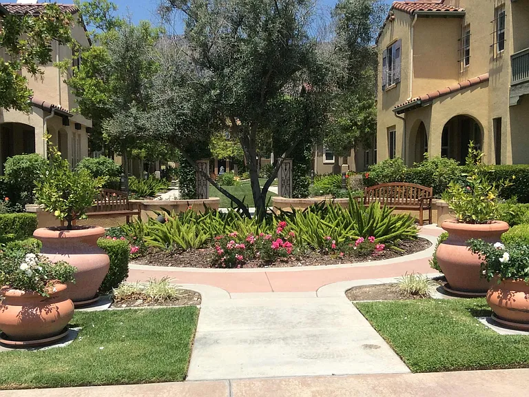 1147 Usha Ln — Photo 3