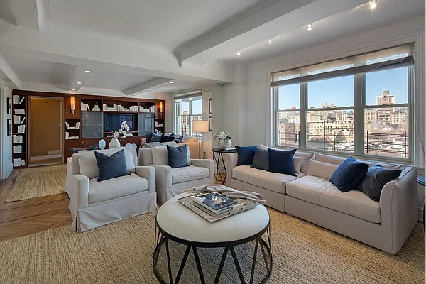 Sold by Stribling | media 28