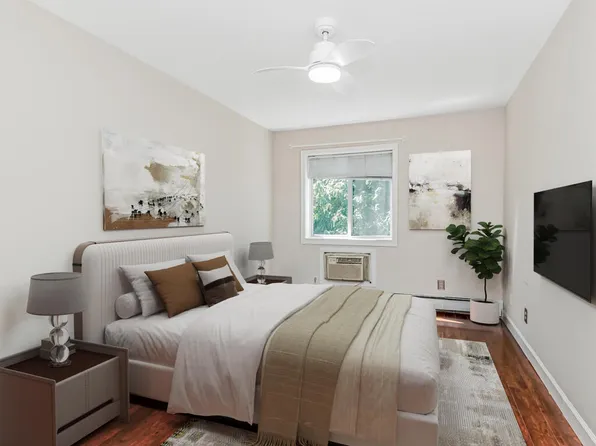 1035 Bryant Avenue image 16 of 37