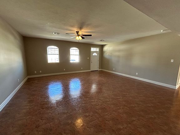 2nd image of 5017 Weston Dr