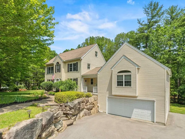 16 Breakneck Road, Hudson, NH 03051