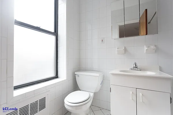 Rented by LC Lemle Real Estate Group | media 6