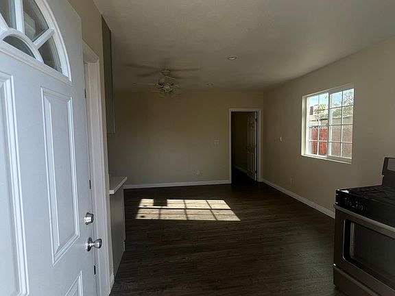 4th image of 24937 Atwood Ave #24939