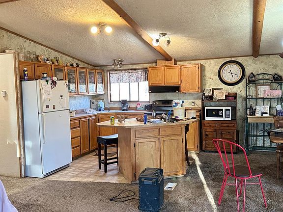 2nd image of 61 Bangor Trl