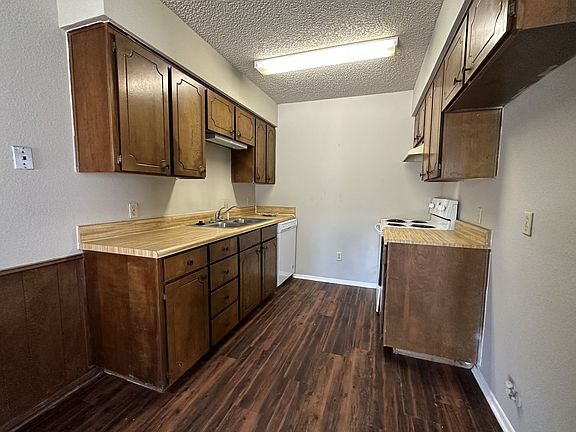 5th image of 1007 Southmoor Ave
