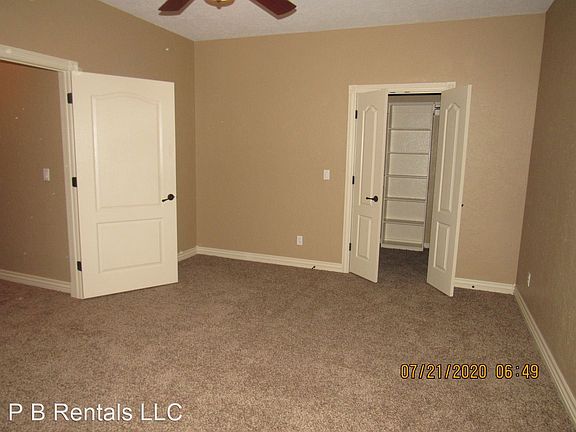 2nd image of 3616 NE Willow Way
