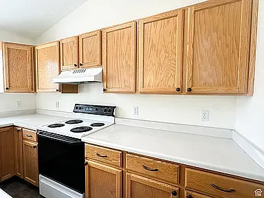 4 bed, 3.5 bath, 2200 sqft, $2,195 — Photo 4