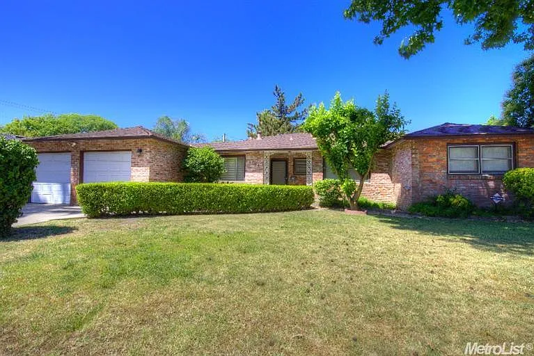 1205 Del Rey Ave photo 1