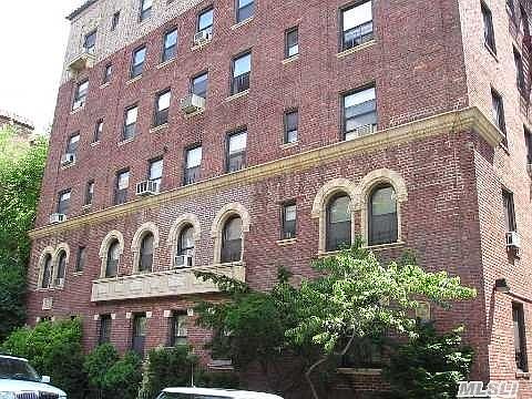 1st image of 6298 Saunders St APT 6N
