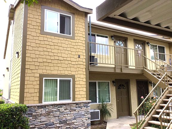 2nd image of 1198-1200 S San Antonio Ave #17