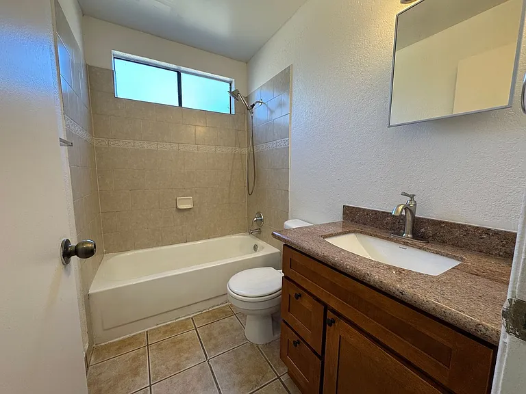 827 Dundee Way — Photo 19