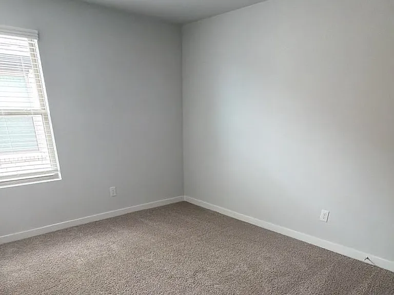876 Sunflower Rd — Photo 8