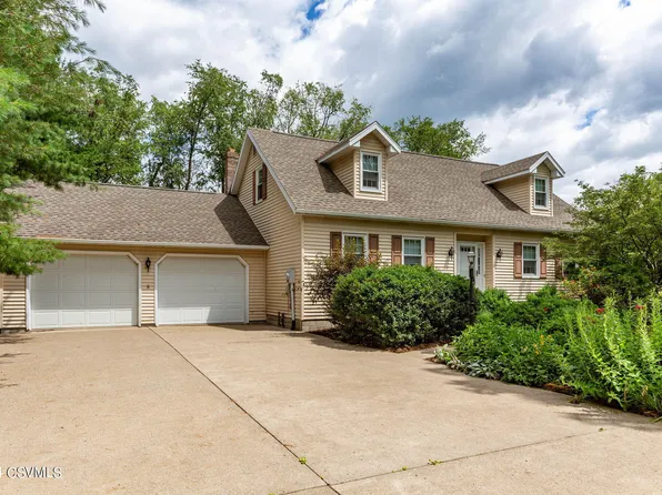 320 Fairmont Dr, Watsontown, PA 17777