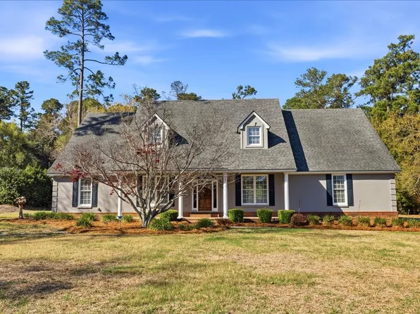 1012 Cherry Creek Dr, Valdosta, GA 31605