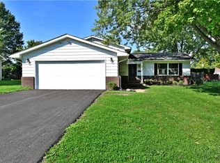 4180 Claridge Dr, Youngstown, OH