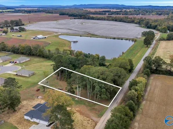 275 Bobo Rd, Hazel Green, AL 35750