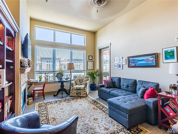 2nd image of 1840 25th Ave NE APT 408