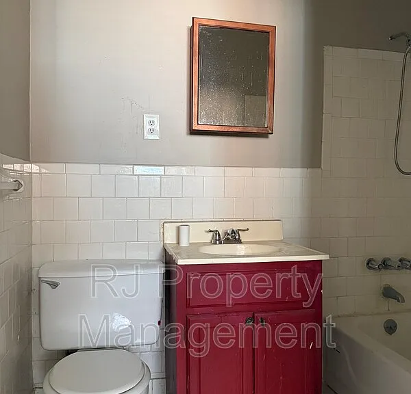 72 N Belvedere Blvd #4 — Photo 13