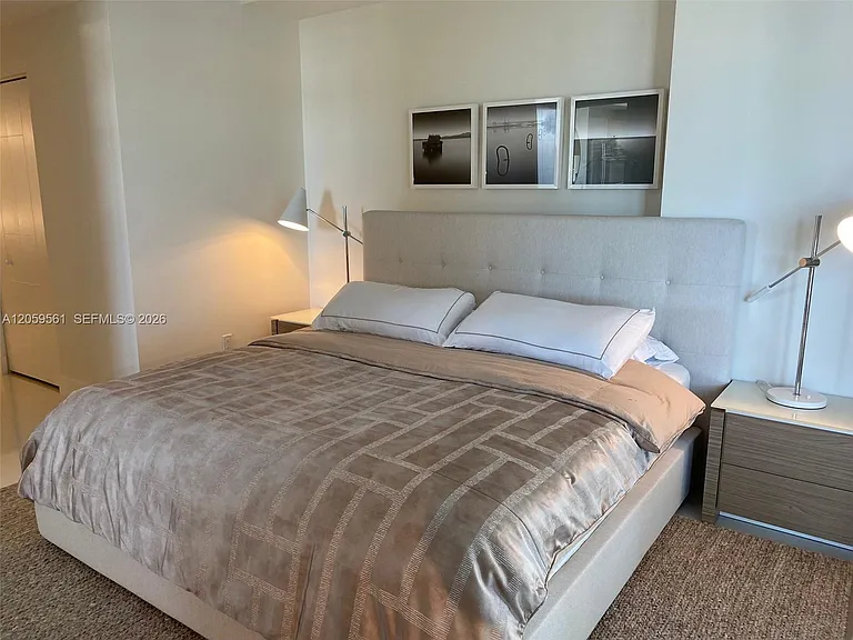 2960 NE 207th St #517 — Photo 5