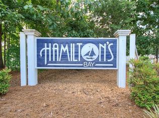14 Hamiltons Bay Ct, Clover, SC 29710