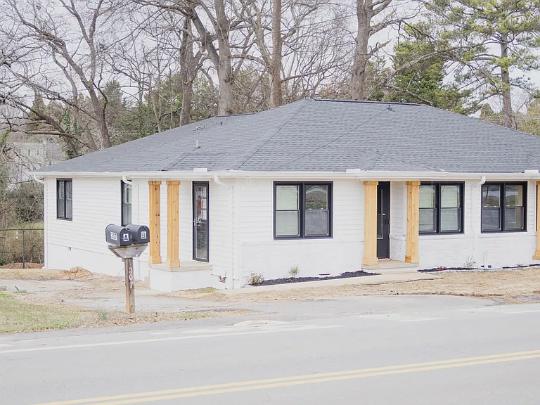 307 White Oak Dr #A — Photo 4
