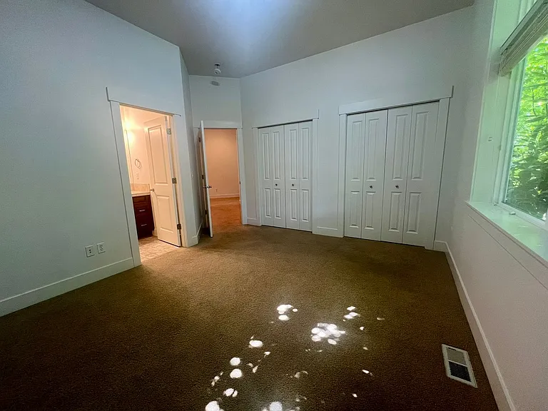 3875 Cameron Dr NE — Photo 26