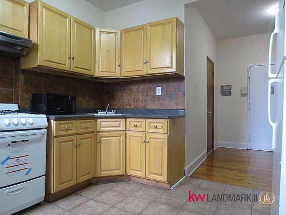 4th image of 803 Broadway #1