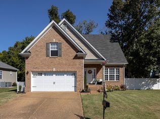 804 Royal Oaks Dr, Mount Juliet, TN 37122
