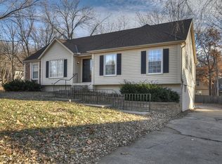 7903 Gillette St, Lenexa, KS 66215