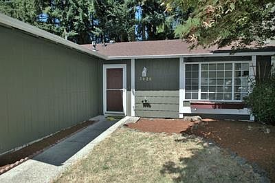 1st image of 3820 Oriental Dr NE