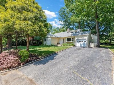 12 Kings Place, Great Neck, NY, 11024