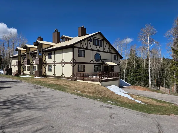 102 S Alpine Ln #A-10, Brian Head, UT 84719