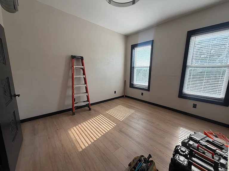 2734 Lafayette Ave #2 — Photo 15