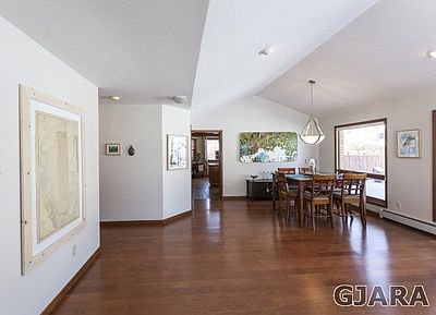 Formal Dining/Living