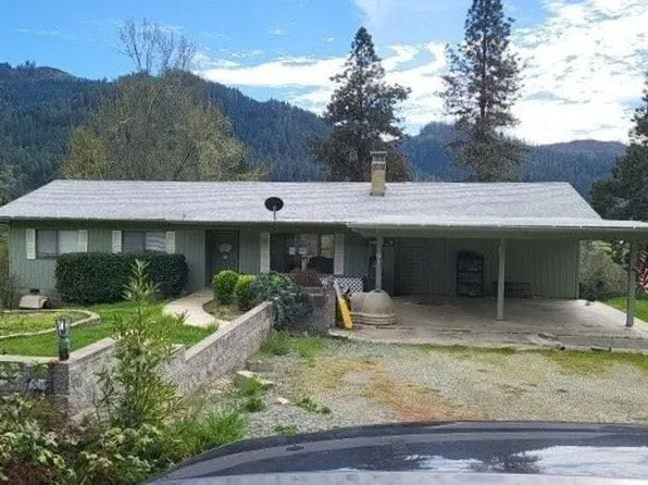 161 View Ln, Days Creek, OR 97429