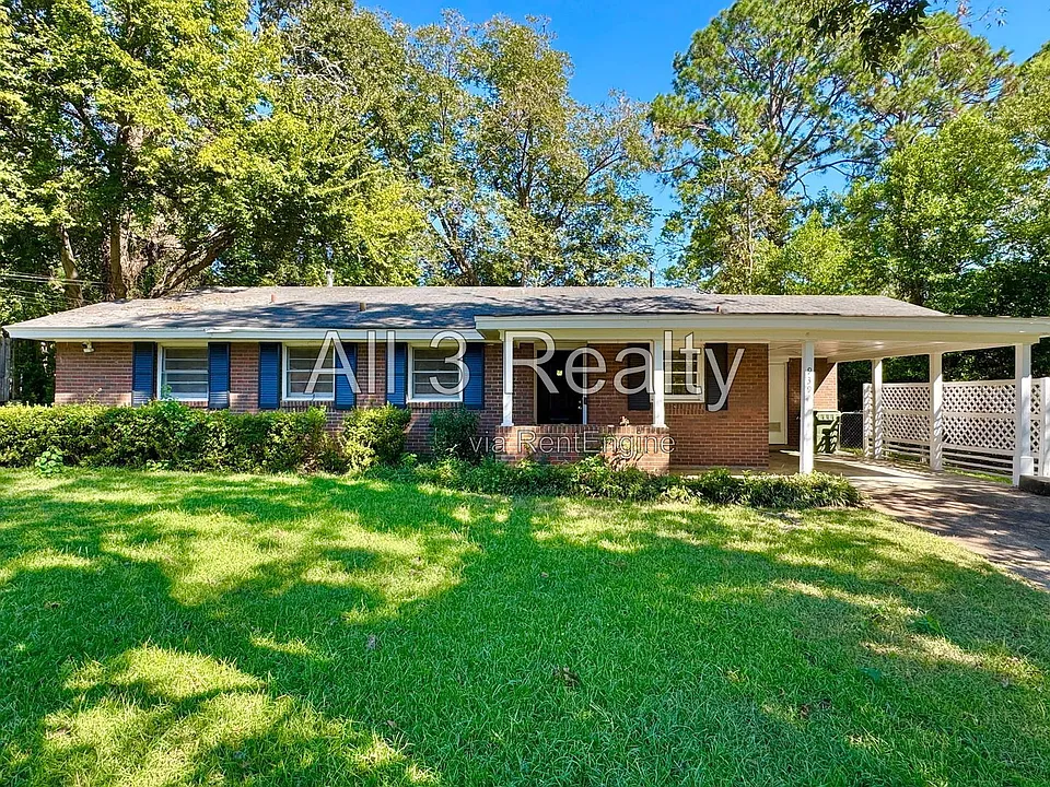 939 Green Ridge Ct
